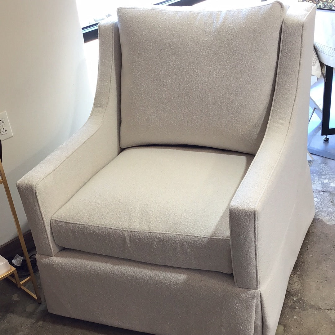 Hudson swivel bouclé
