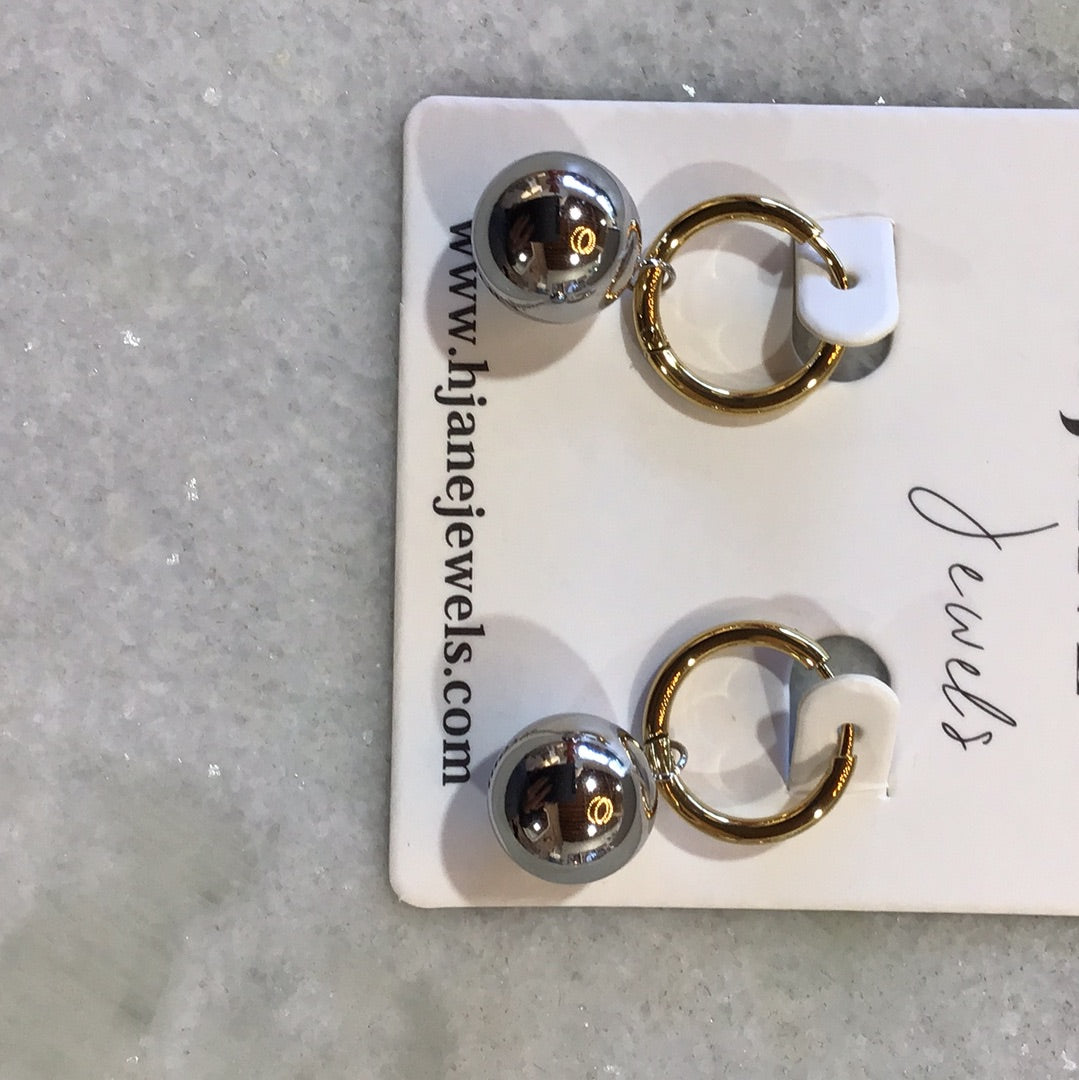 Mixed metal hoops