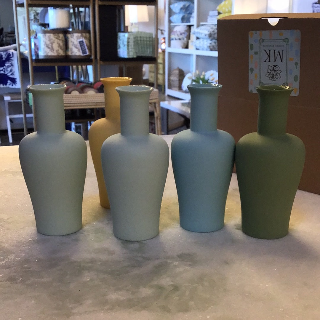 Matte porcelain mini vase