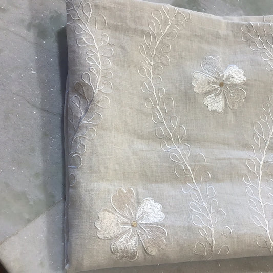 Floral tablecloth 54x54