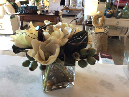 Dobbins Magnolia Bouquet