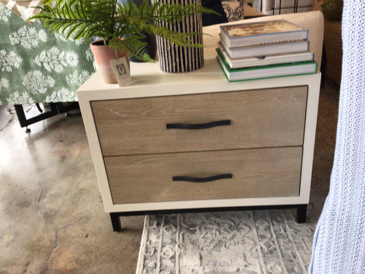 Spancer nightstand