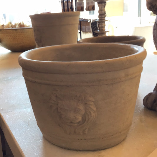 Lg. Round Cement Lion Planter