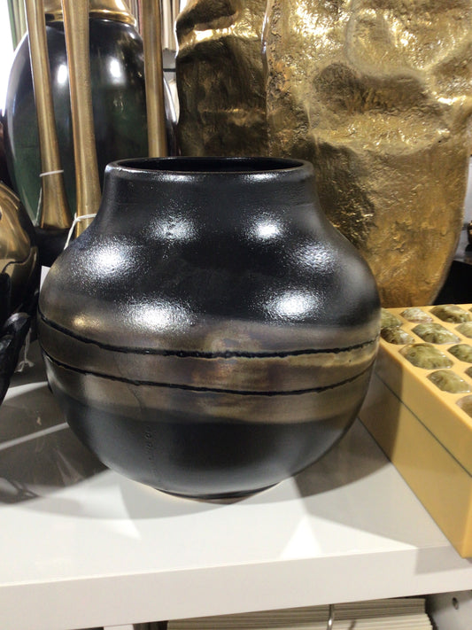 Cole short vase