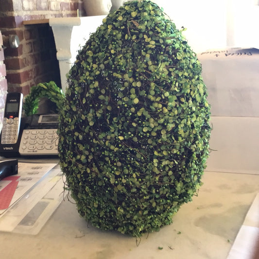 Belmont Egg Decor Green/Brown