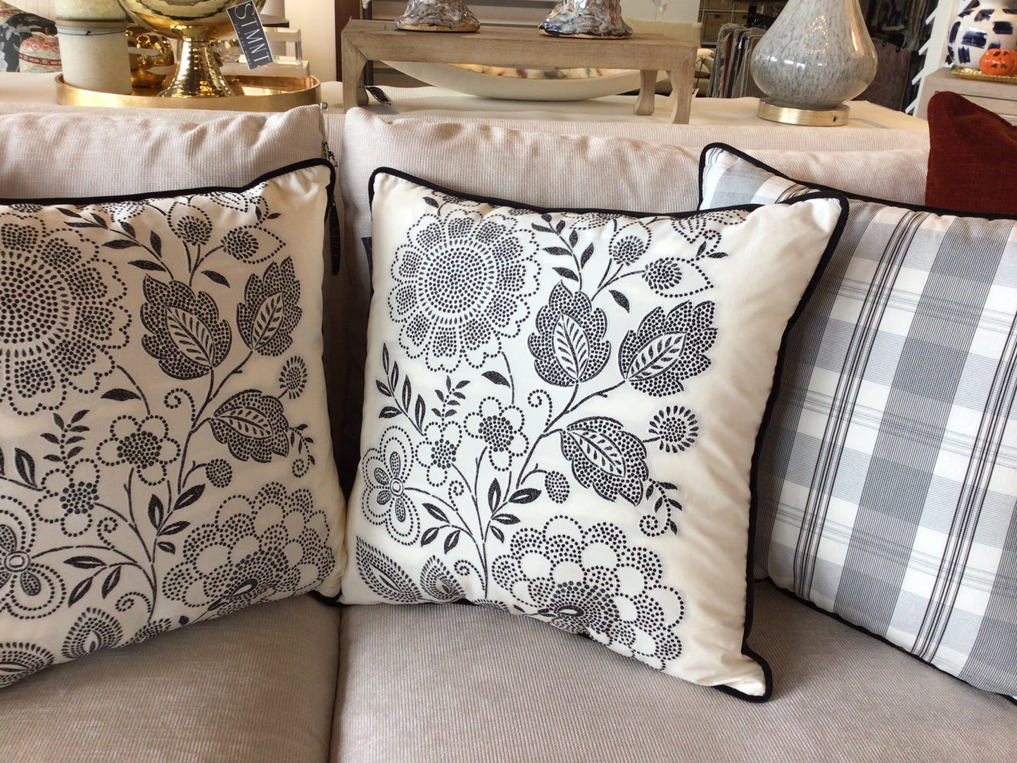 Black/ White Floral Pillow