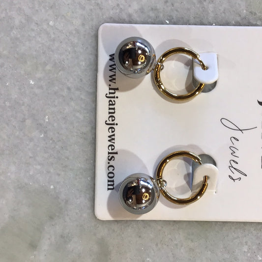 Mixed metal hoops