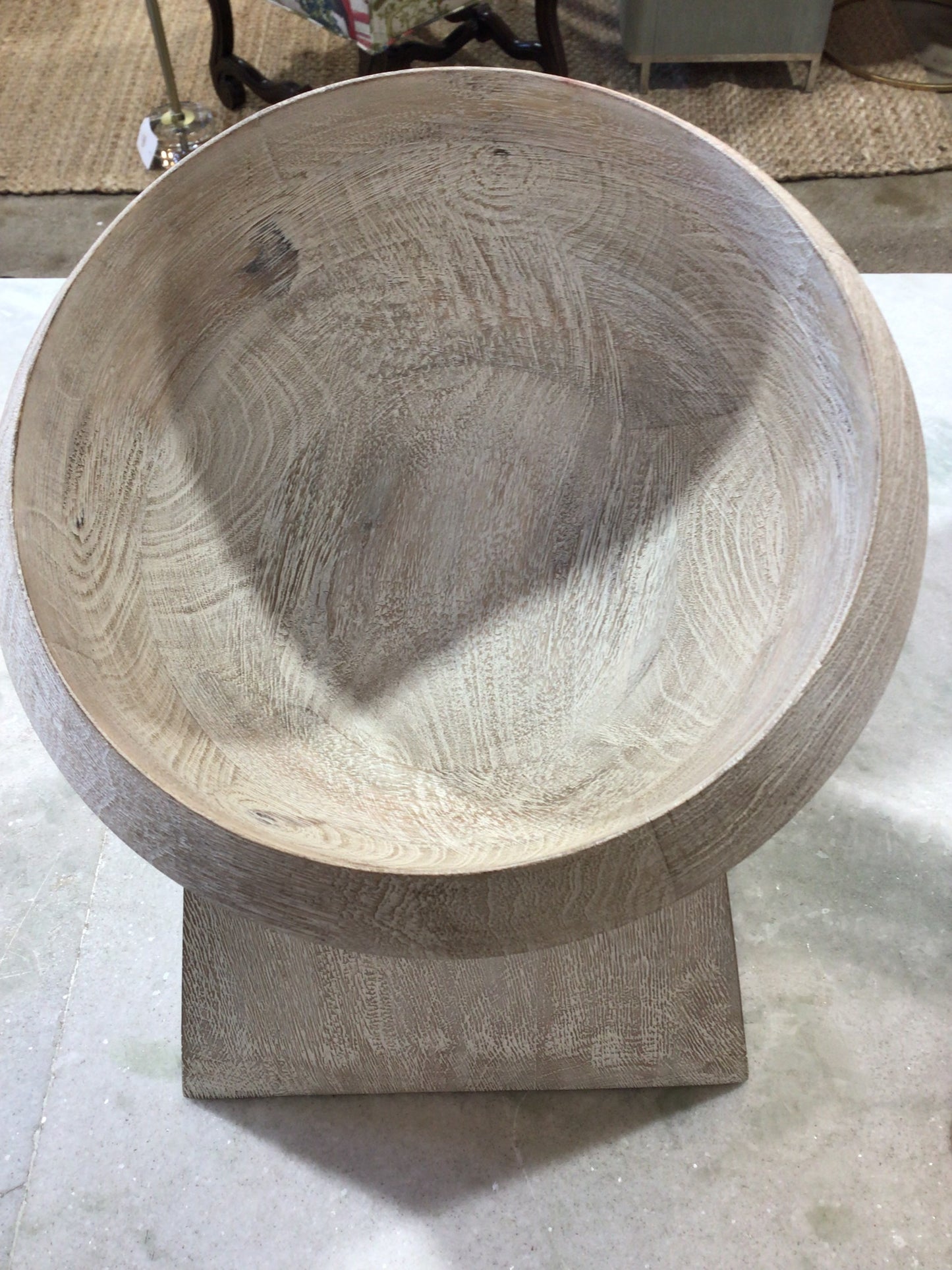 Standing Bowl