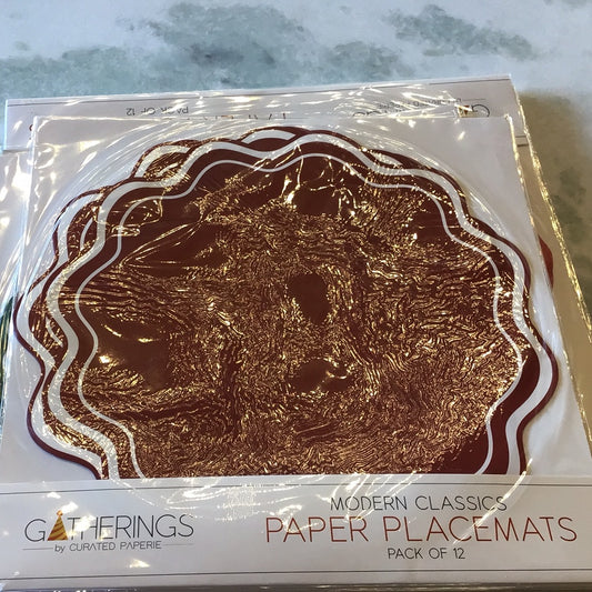 Red scallop paper placemats