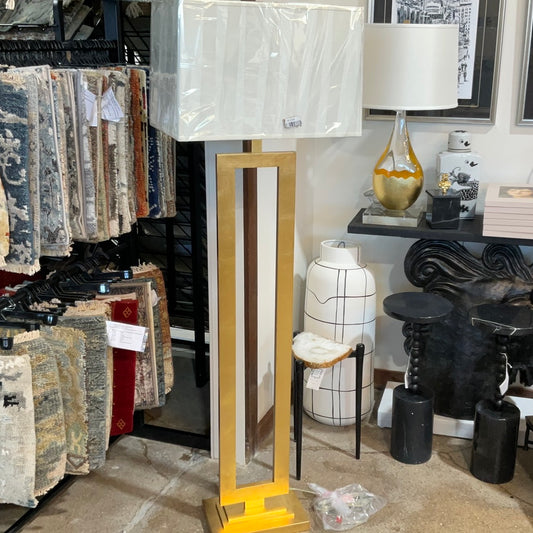 Modern Open Lamp